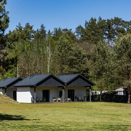 Domki-skansenzdbice - Letniskowe I Camper Prázdninový dům *