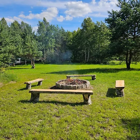 Domki-skansenzdbice - Letniskowe I Camper Ferienhaus Zdbice