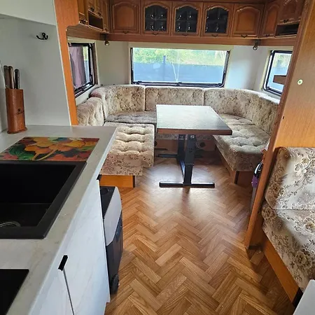 Domki-skansenzdbice - Letniskowe Oraz Camper Zdbice