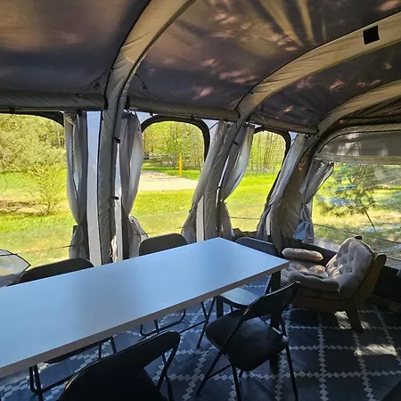 펜션 Domki-skansenzdbice - Letniskowe Oraz Camper Zdbice